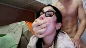 ON ME V PRDELI TVRDE PO PARTY – KRICI SEX