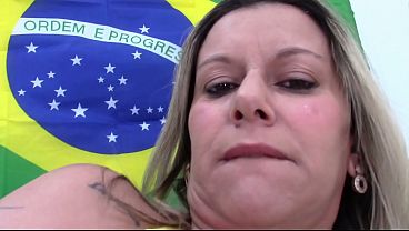 Luana Saraiva uma loira sensual confiante e elegante se vestir forma sensual para esta copa.