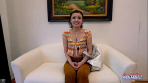 Short Haired Cute Coed Wendy Sucks A Juicy Dick And Gets Her Pussy Pounded!