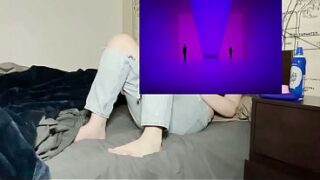 VACUUM CLIT SUCKER ROSE SEX TOY – MILF MASTURBATES IN RIPPED JEANS – AMATEUR ARABIAN SNOWWHITE