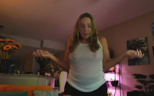 Stepmom Caught in the Rain! – Kymber Leigh – Aitsf250810