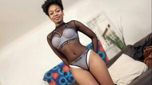 Thick Ebony Model Banged Rough By White Producer At Amateur Photoshoot